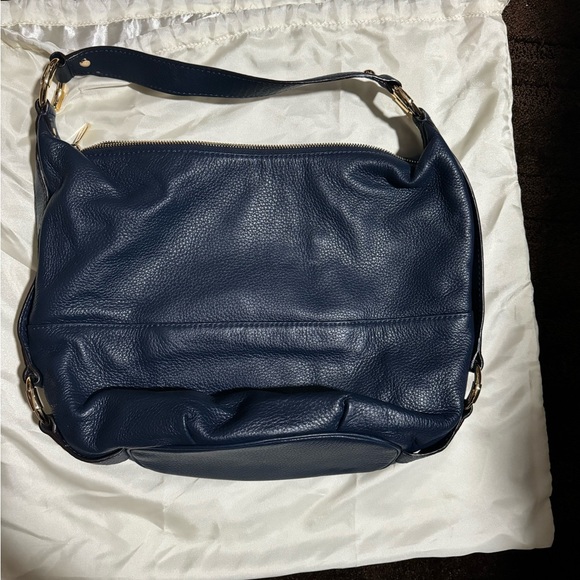 NWT Michael Kors Fulton large leather shoulder bag- navy - Picture 2 of 4